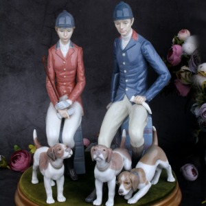 스페인야드로인형 도자기인형 Equestrians 승마복 입은 커플과 강아지lladro, 야드로